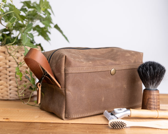 How to Pack a Dopp Kit?