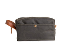 Load image into Gallery viewer, green men&#39;s waxed canvas dopp kit
